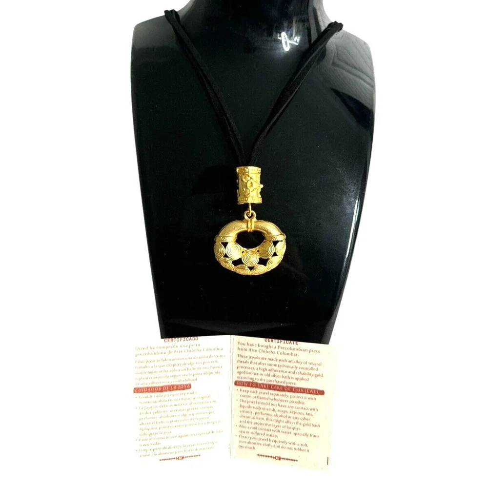 Arte Chibcha Pre‑Colombian Gold‑Plated Pendant on Velvet‎ Cord